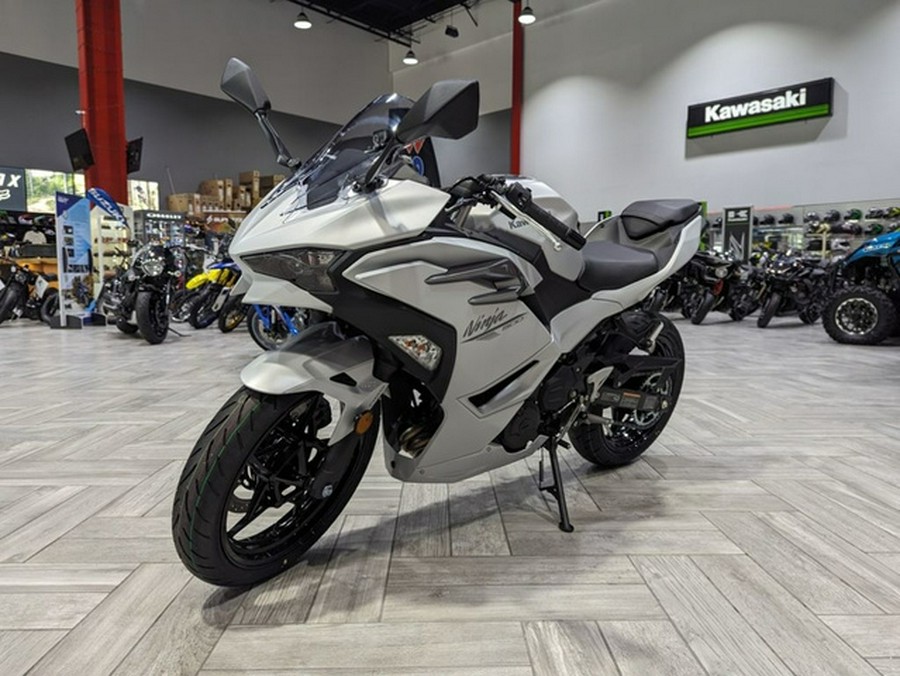 2024 Kawasaki Ninja 500 SE ABS