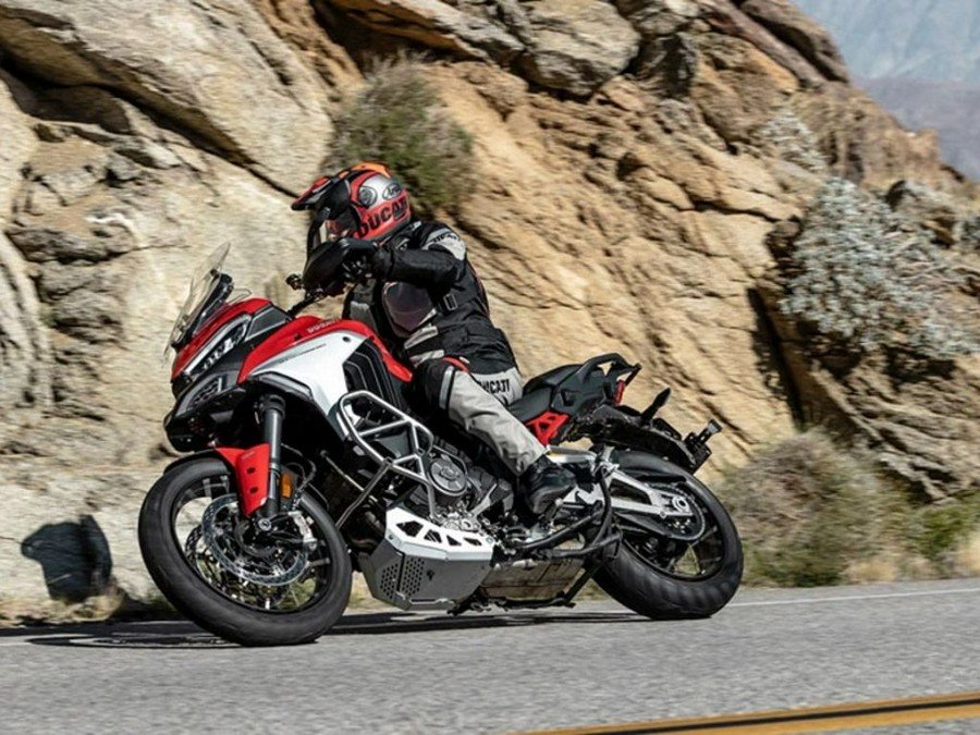 2024 Ducati Multistrada V4 S Travel & Radar Red