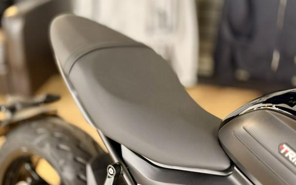 2025 Triumph Trident 660