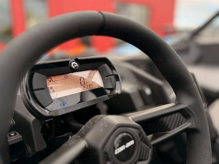 2025 Can-Am Maverick X3 RS Turbo RR