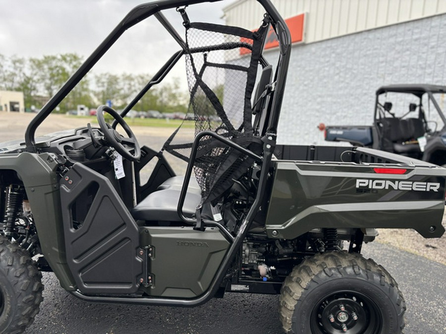 2026 Honda Pioneer 520