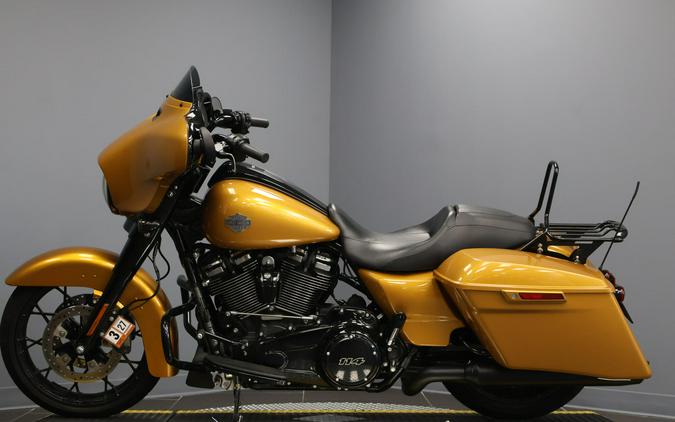 2023 Harley-Davidson® Street Glide® Special Prospect Gold - Black Finish