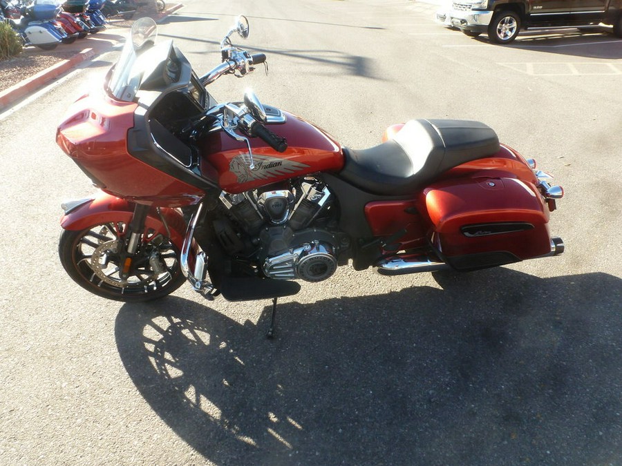 2021 Indian Motorcycle® Challenger® Limited Ruby Metallic