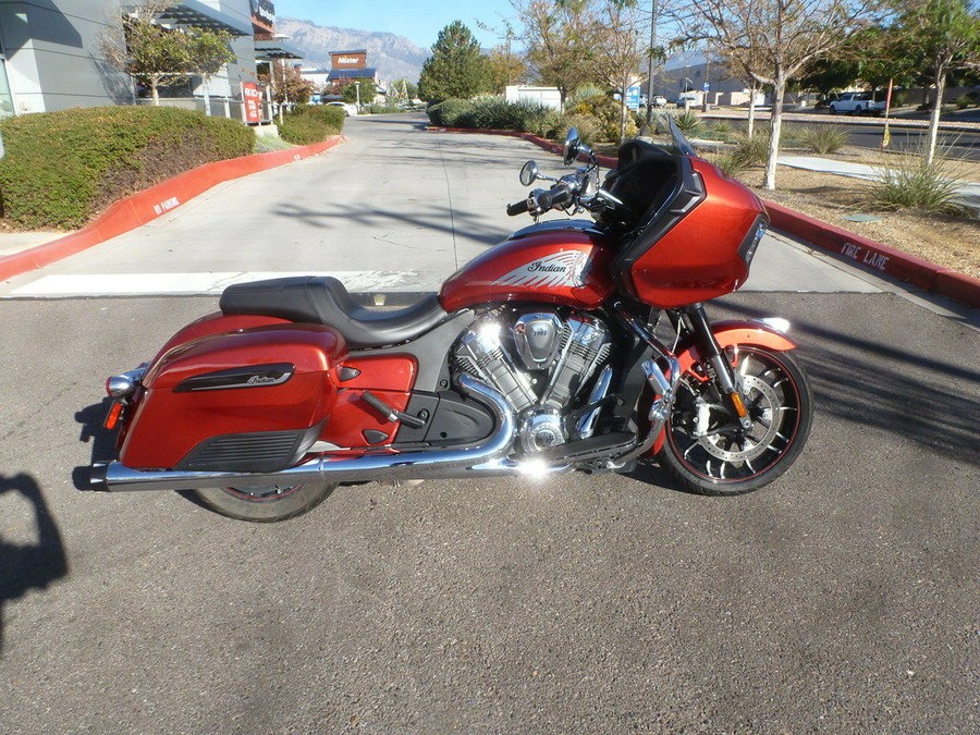 2021 Indian Motorcycle® Challenger® Limited Ruby Metallic