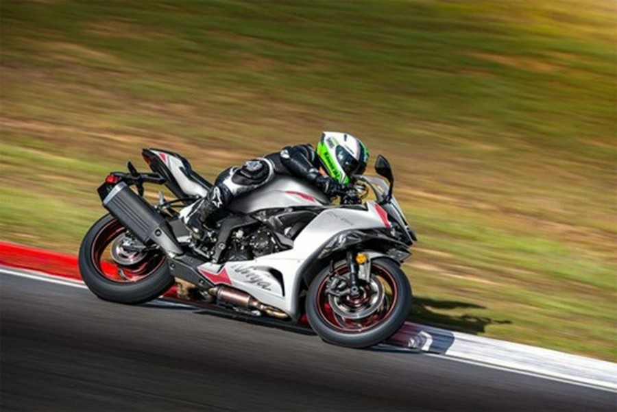 2025 Kawasaki Ninja ZX-6R ABS