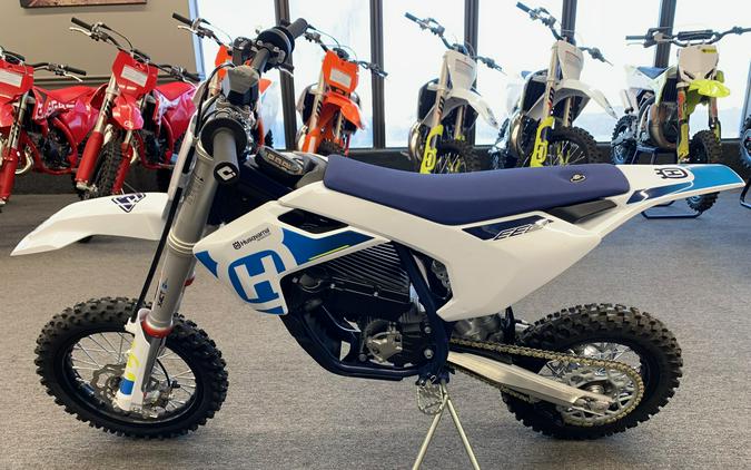 2024 Husqvarna EE 5