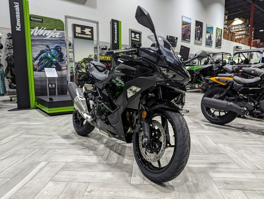 2024 Kawasaki EX500HRFNN