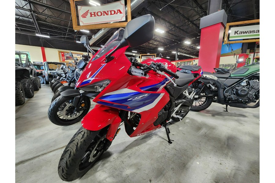 2024 Honda CBR500R ABS