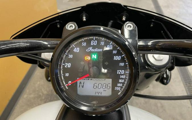 2022 Indian Super Chief ABS Pearl White