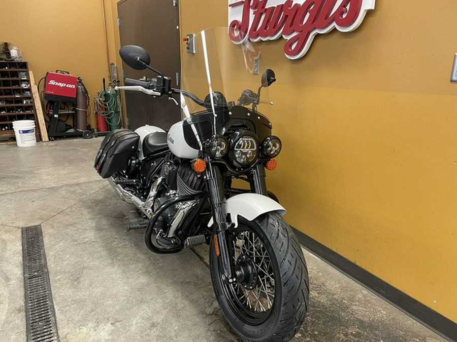 2022 Indian Super Chief ABS Pearl White