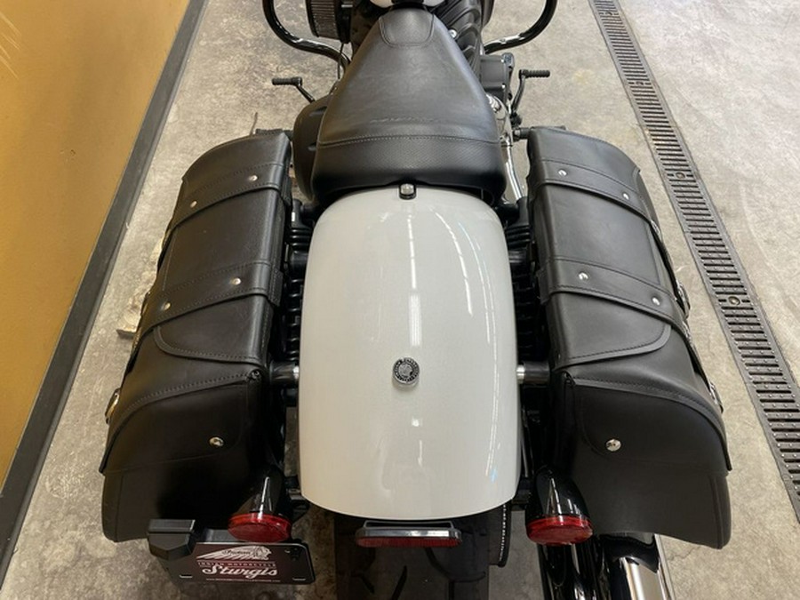 2022 Indian Super Chief ABS Pearl White