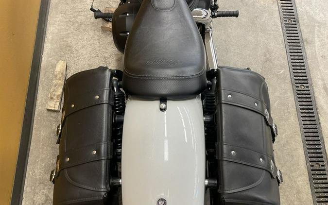 2022 Indian Super Chief ABS Pearl White