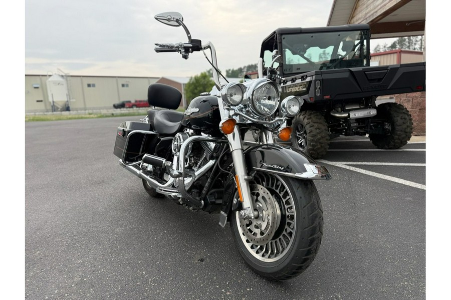 2013 Harley-Davidson® FLHR Road King® - Color Option