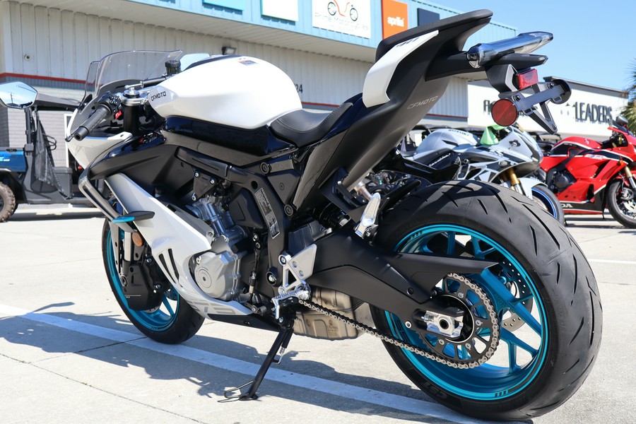 2026 CFMOTO 675SS