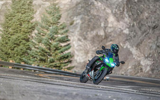 2023 Kawasaki Ninja 650 KRT Edition