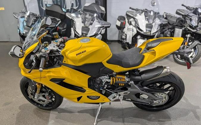 2026 Ducati Panigale V2S
