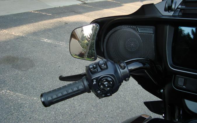 2025 Harley-Davidson® Street Glide® Ultra Mystic Shift - Black Finish