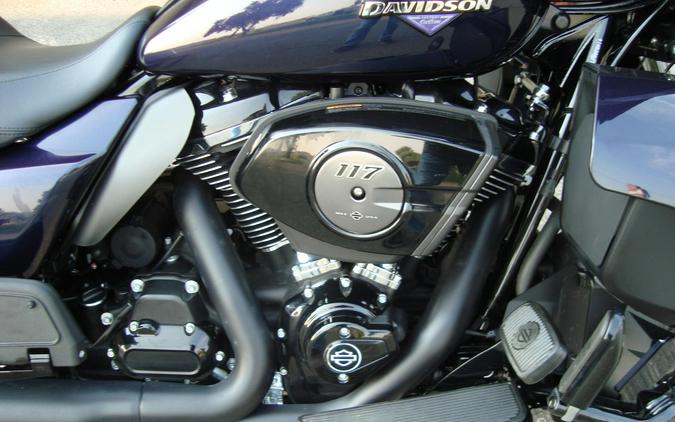 2025 Harley-Davidson® Street Glide® Ultra Mystic Shift - Black Finish