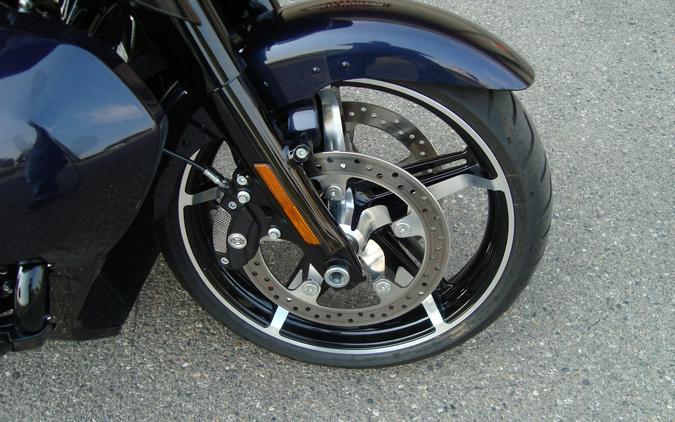 2025 Harley-Davidson® Street Glide® Ultra Mystic Shift - Black Finish
