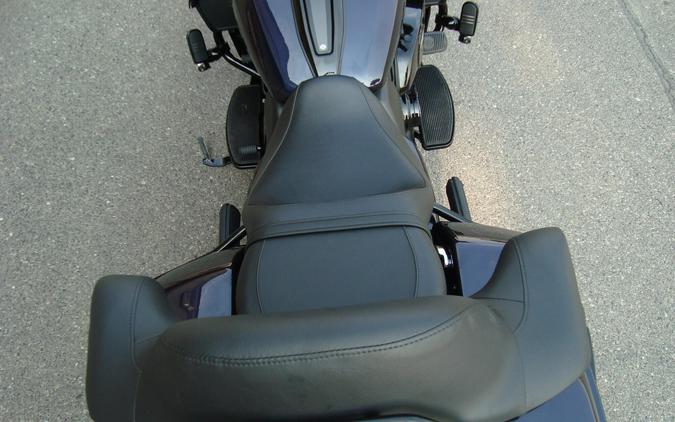 2025 Harley-Davidson® Street Glide® Ultra Mystic Shift - Black Finish