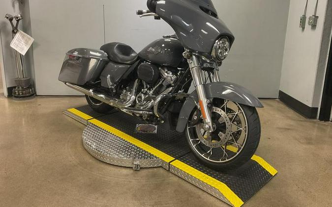 2022 Harley-Davidson® FLHXS - Street Glide® Special