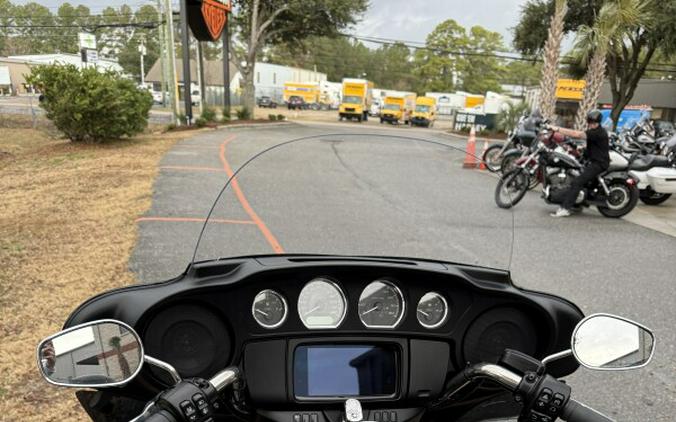 2023 Harley-Davidson® FLHTCUTG Tri Glide® Ultra