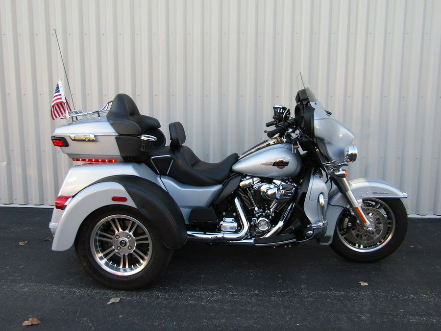 2023 Harley-Davidson® FLHTCUTG - Tri Glide® Ultra