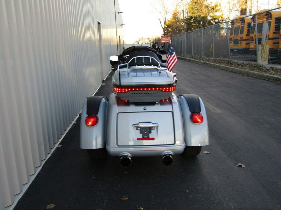 2023 Harley-Davidson® FLHTCUTG - Tri Glide® Ultra