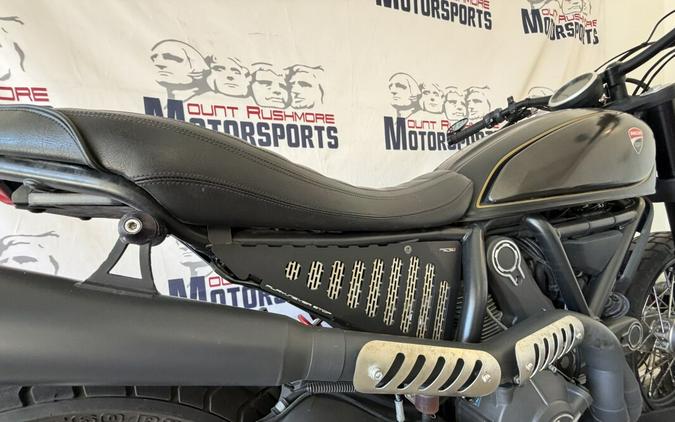 2016 Ducati Scrambler Urban Enduro
