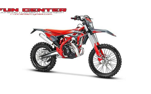 2026 300 XTRAINER - Beta Motorcycles