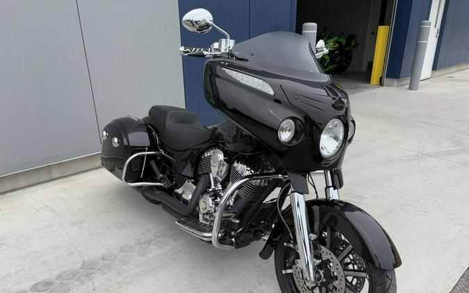 2017 Indian Motorcycle® Chieftain® Limited Thunder Black