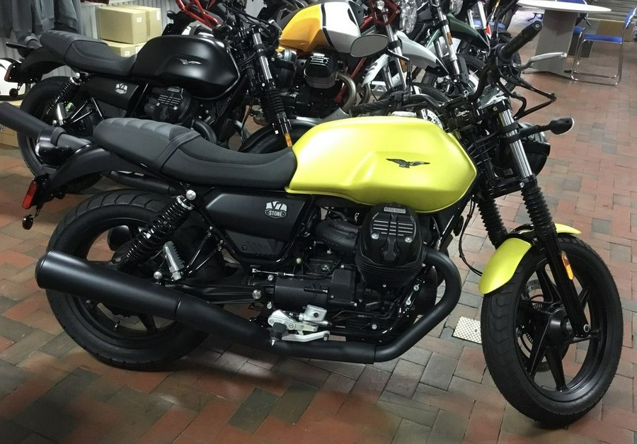 2022 Moto Guzzi V7 Stone E5