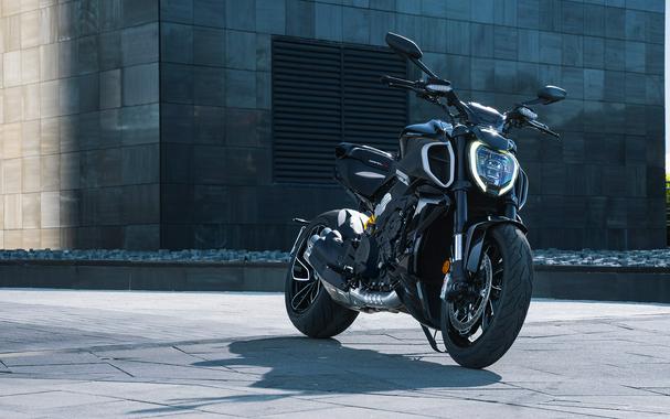 2023 Ducati Diavel V4