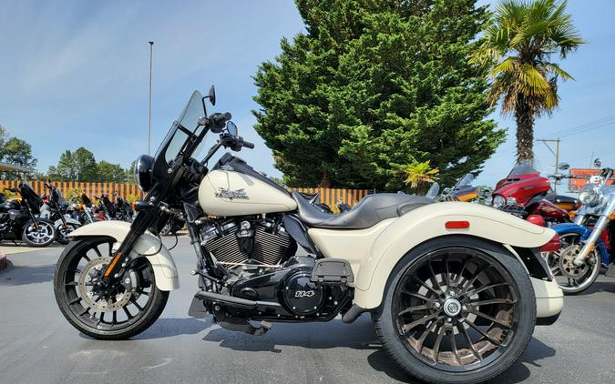 2023 Harley-Davidson Freewheeler White Sand Pearl