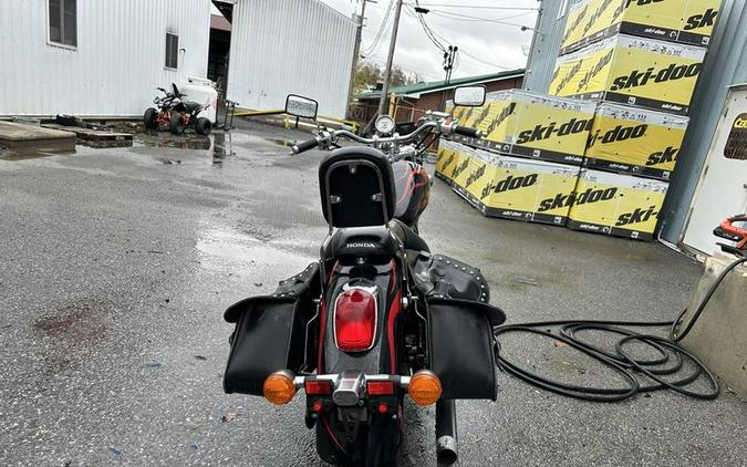 2005 Honda® VT1100C2