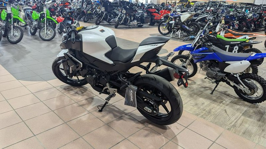 New 2024 CFMOTO 450NK