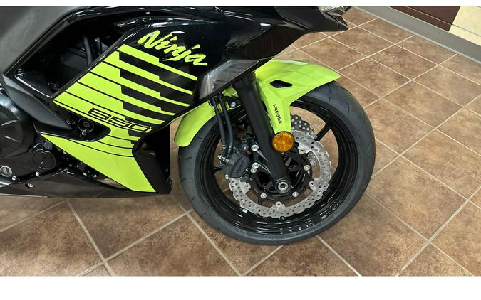 2026 Kawasaki Ninja® 650 ABS