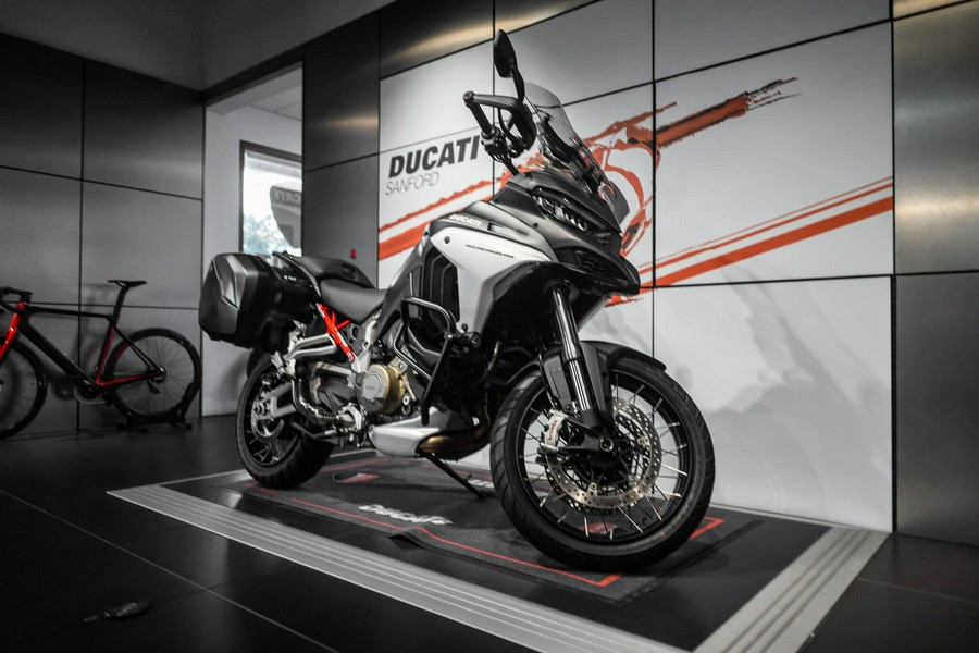 2026 Ducati Multistrada V4 S TRAVEL RADAR
