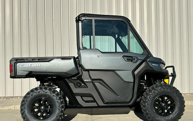 2024 Can-Am Defender Limited HD10