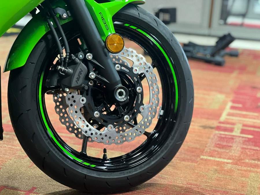 2025 Kawasaki Ninja 650 KRT Edition ABS