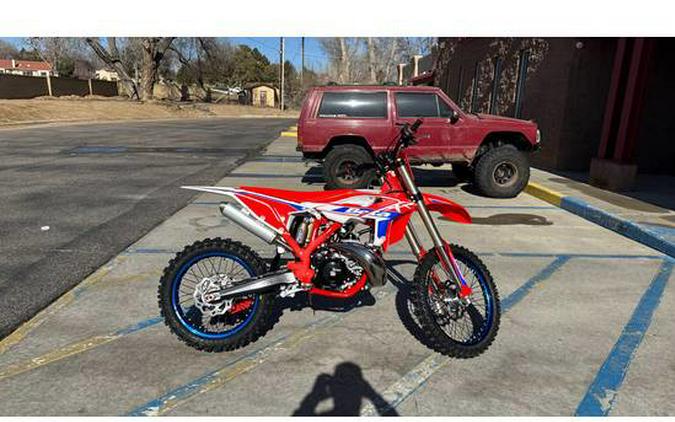 2026 300RR-RACE - Beta Motorcycles