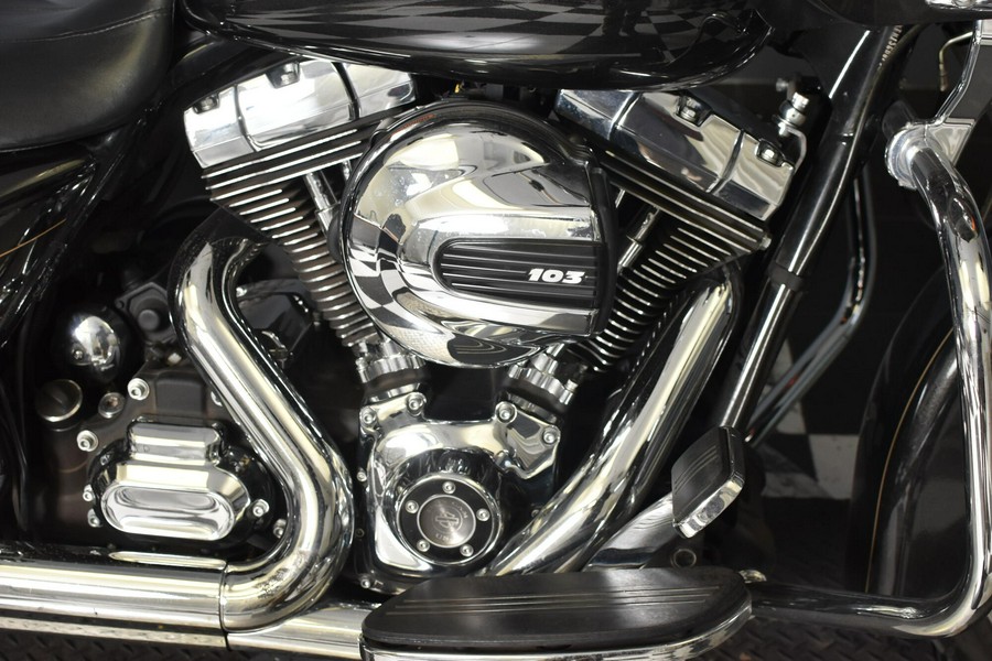 2016 Harley-Davidson Road Glide Special Black Quartz FLTRXS
