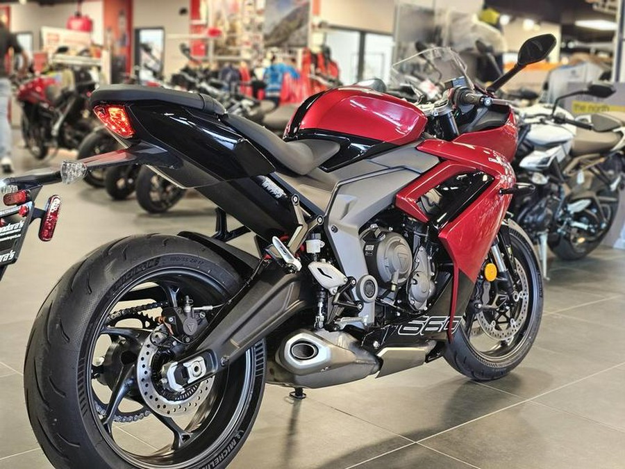 2025 Triumph Daytona 660 Carnival Red/Sapphire Black