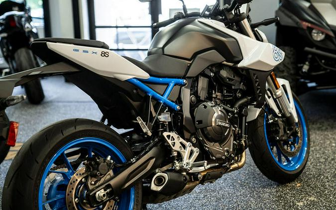 2023 Suzuki GSX-8S