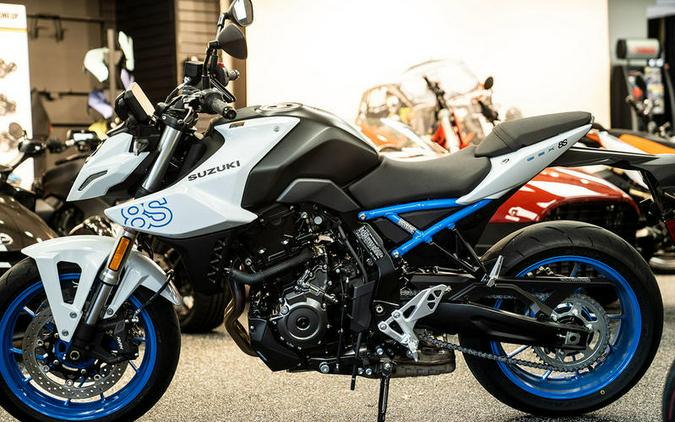 2023 Suzuki GSX-8S