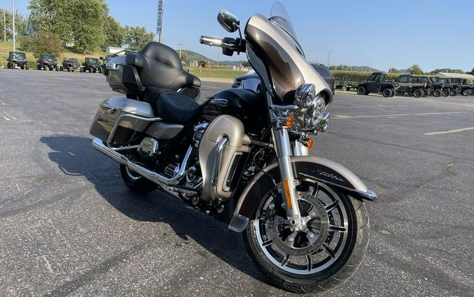 2018 Harley-Davidson® FLHTCU - Electra Glide® Ultra Classic®