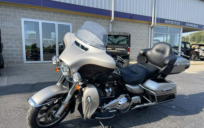 2018 Harley-Davidson® FLHTCU - Electra Glide® Ultra Classic®