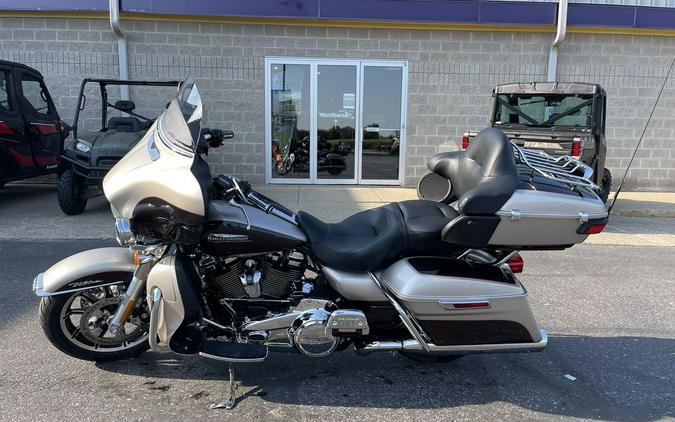 2018 Harley-Davidson® FLHTCU - Electra Glide® Ultra Classic®
