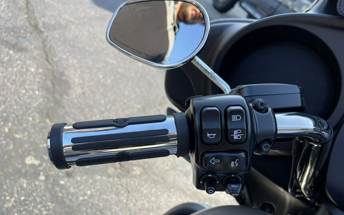 2018 Harley-Davidson® FLHTCU - Electra Glide® Ultra Classic®