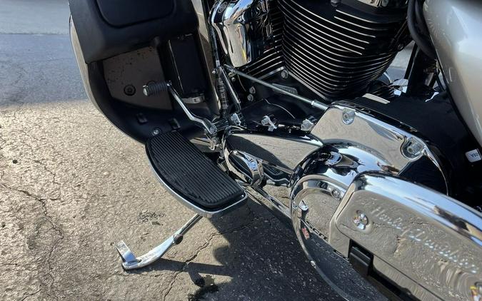 2018 Harley-Davidson® FLHTCU - Electra Glide® Ultra Classic®